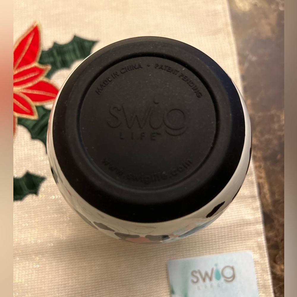 Swig ♥️🤎🖤 - Picture 8 of 8